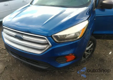 2017 Ford Escape S z USA, uszkodzony, nr VIN 1FMCU0F75HUE00805